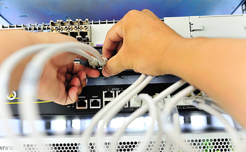 استكشاف أخطاء الشبكة وإصلاحها